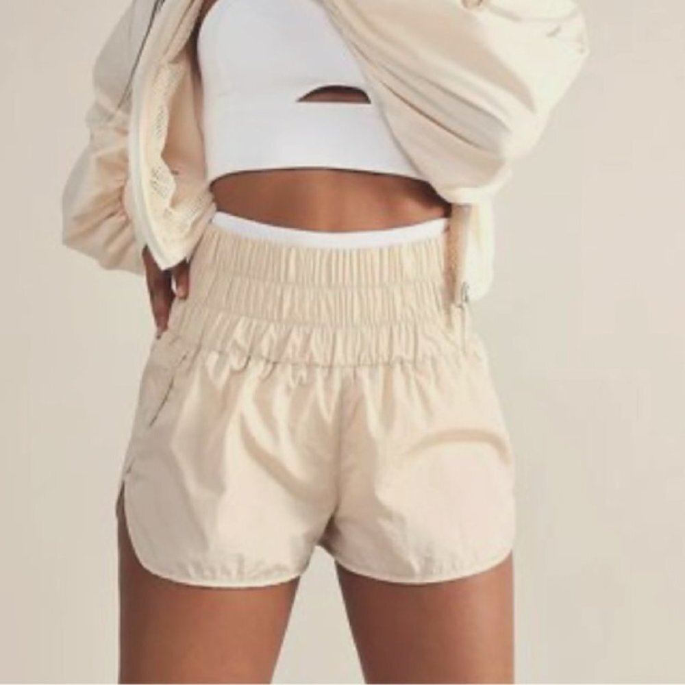 Free People Movement Women’s The Way Home Shorts Bright Cream Size Medium